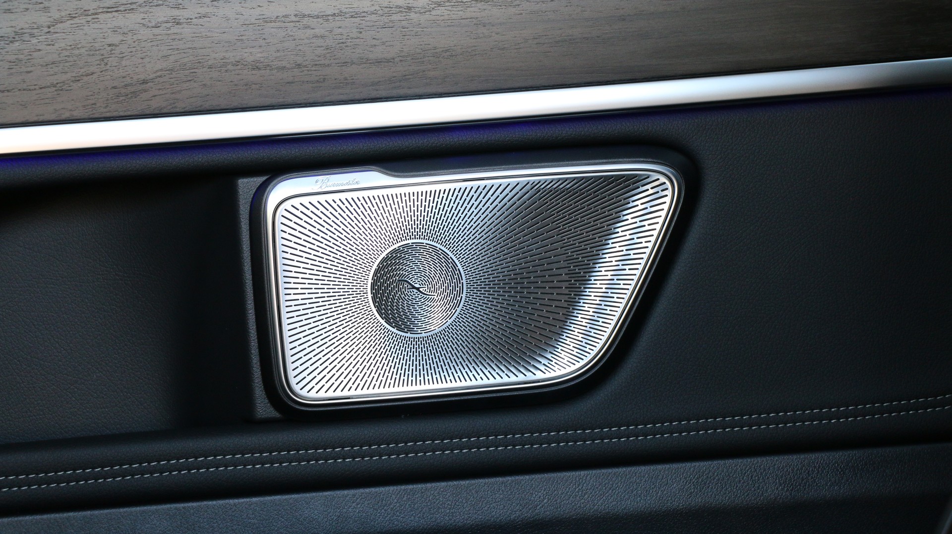 MERCEDES-BENZ V 300 d EXCLUSIVE Swiss Edition - 20