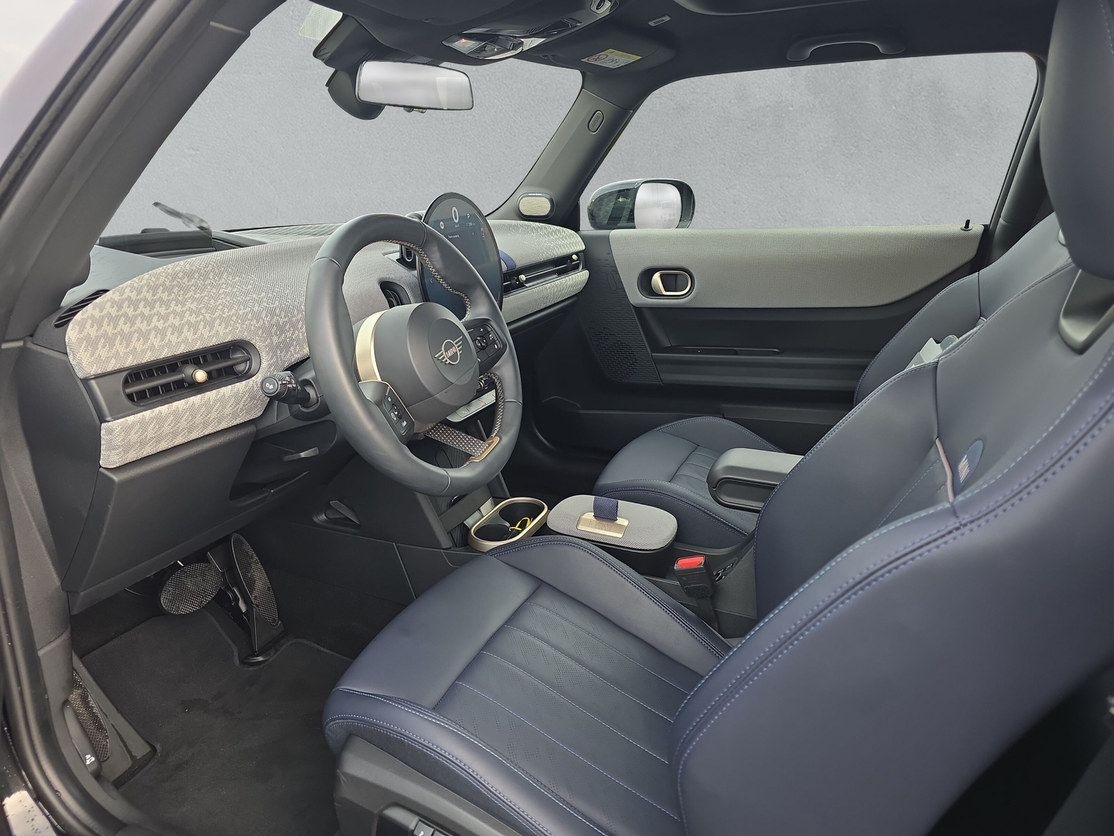 MINI Cooper S F66 2.0i (CH) - 11