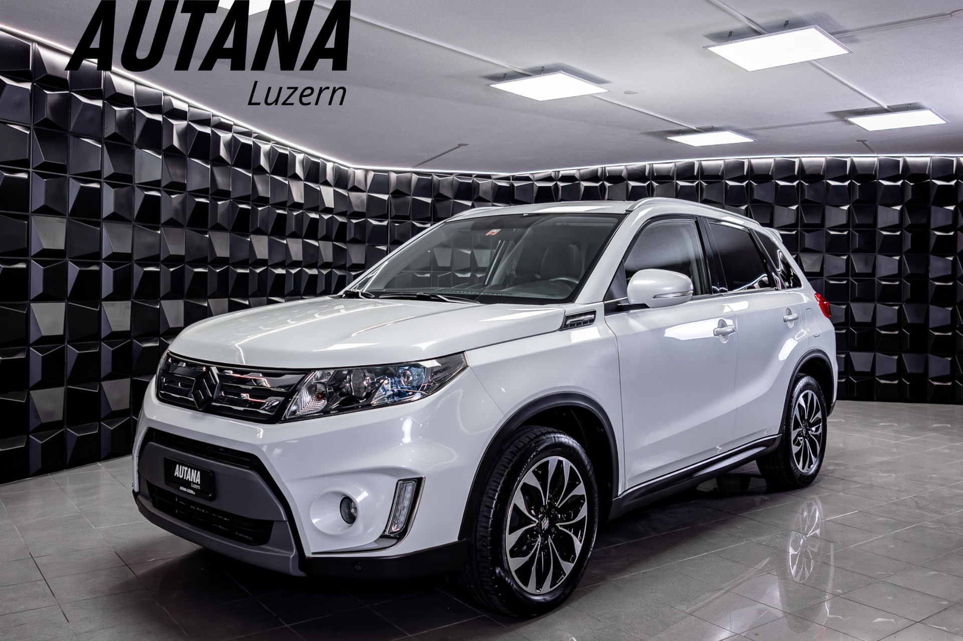 SUZUKI SUZUKI Vitara 1.6 VVT Sergio Cellano Top 4x4