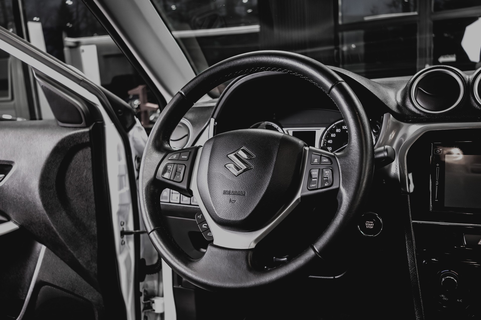 SUZUKI SUZUKI Vitara 1.6 VVT Sergio Cellano Top 4x4 - 7