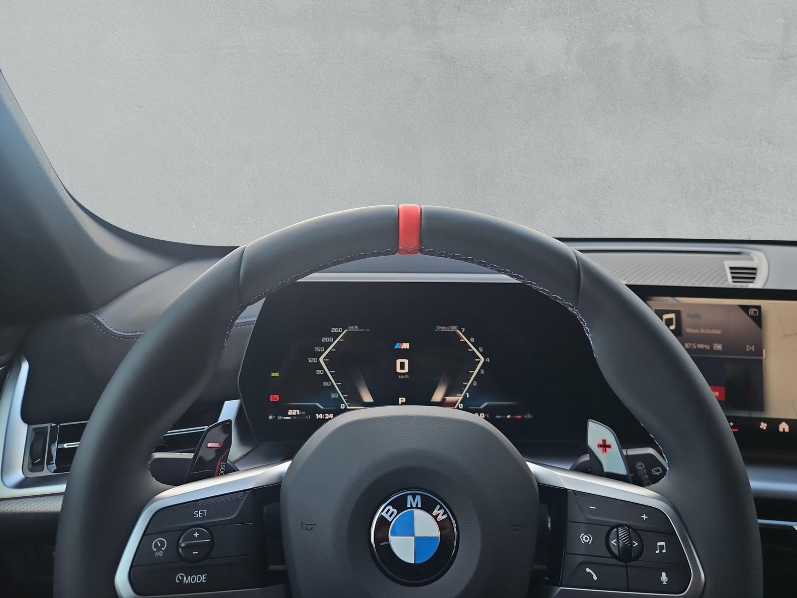 BMW X1 xDriveM35i - 18