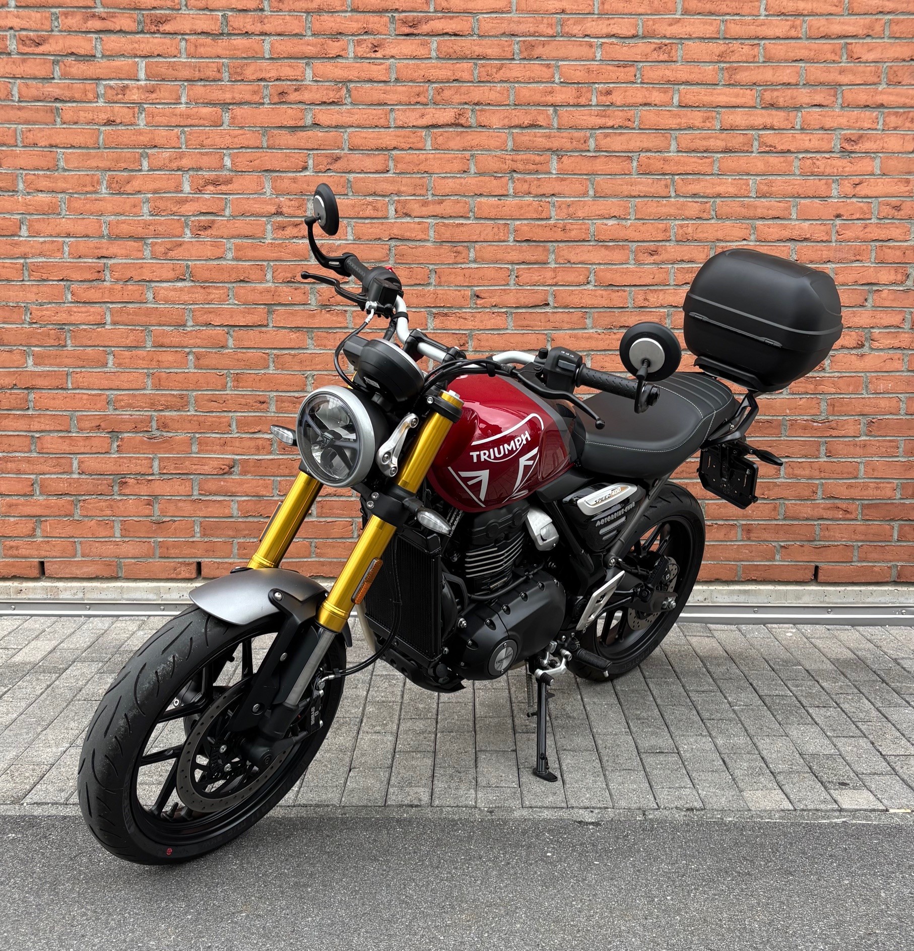 TRIUMPH Speed 400 - 4