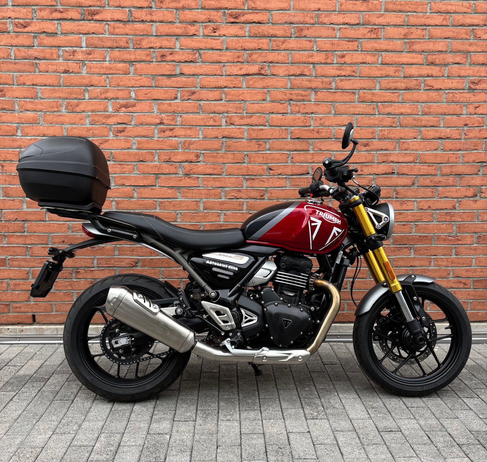 TRIUMPH Speed 400