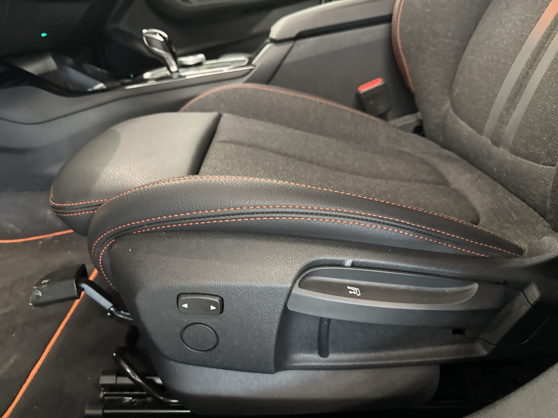BMW 118i Sport Line Steptronic - 18