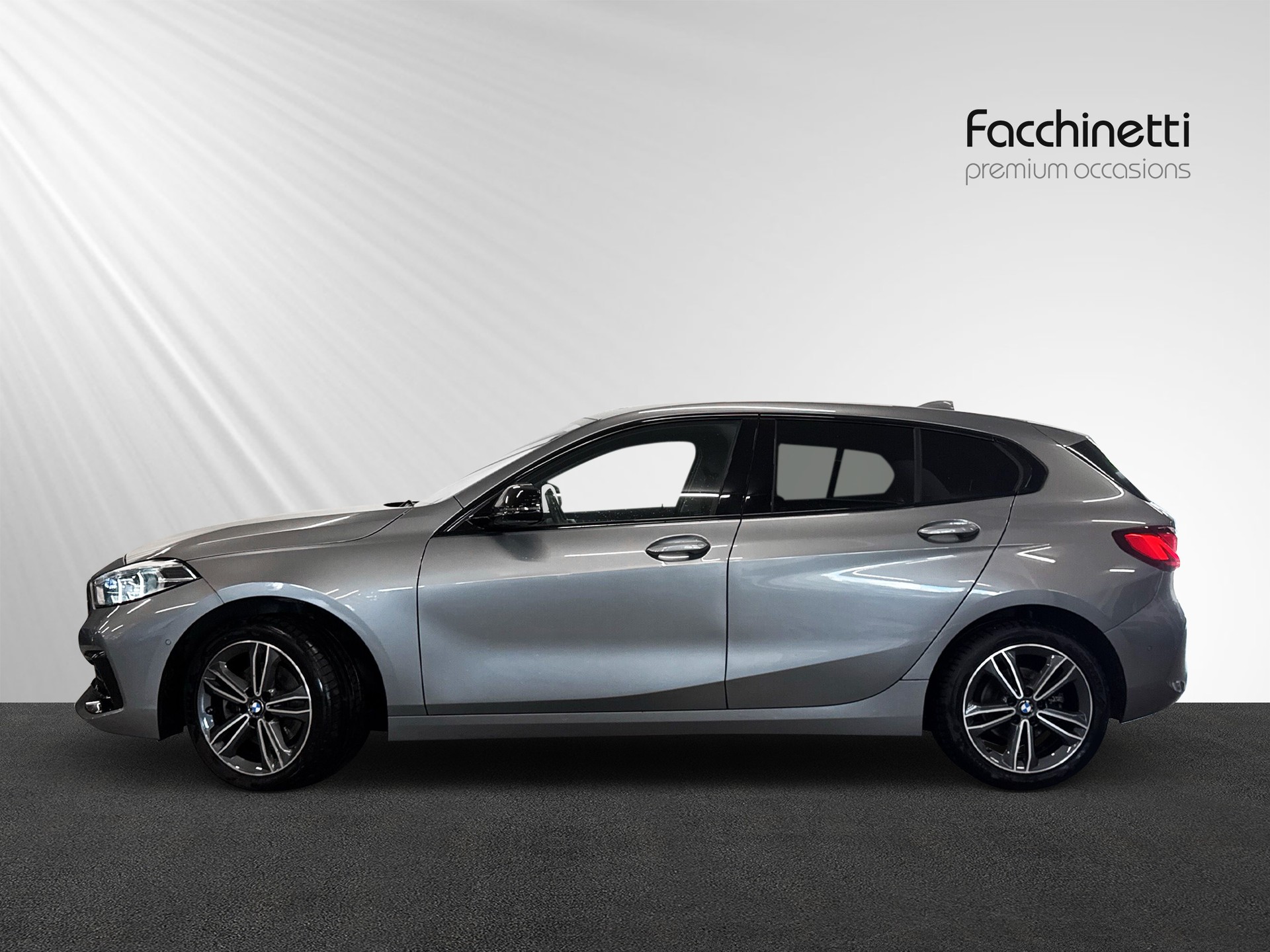BMW 118i Sport Line Steptronic - 2