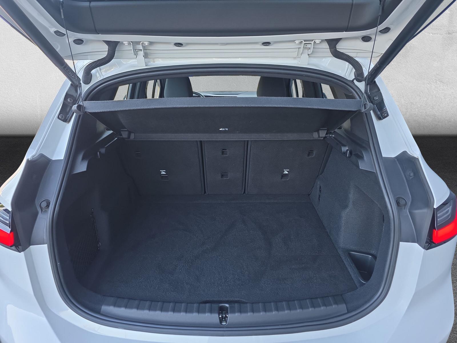 BMW 218i Active Tourer U06 (CH) - 11