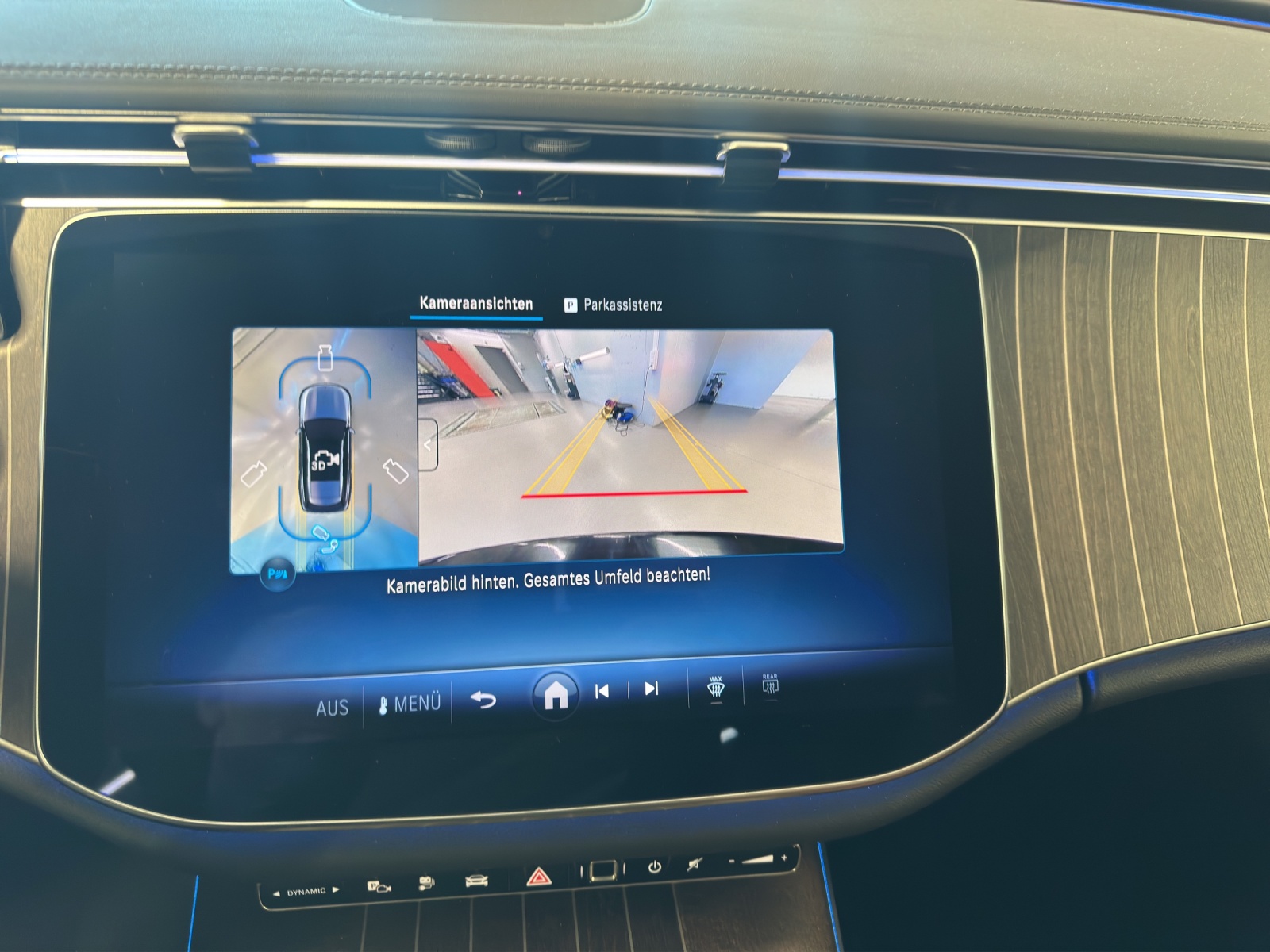 MERCEDES-BENZ E 300 de T 4Matic EQ Hybrid 9G-Tronic - 12