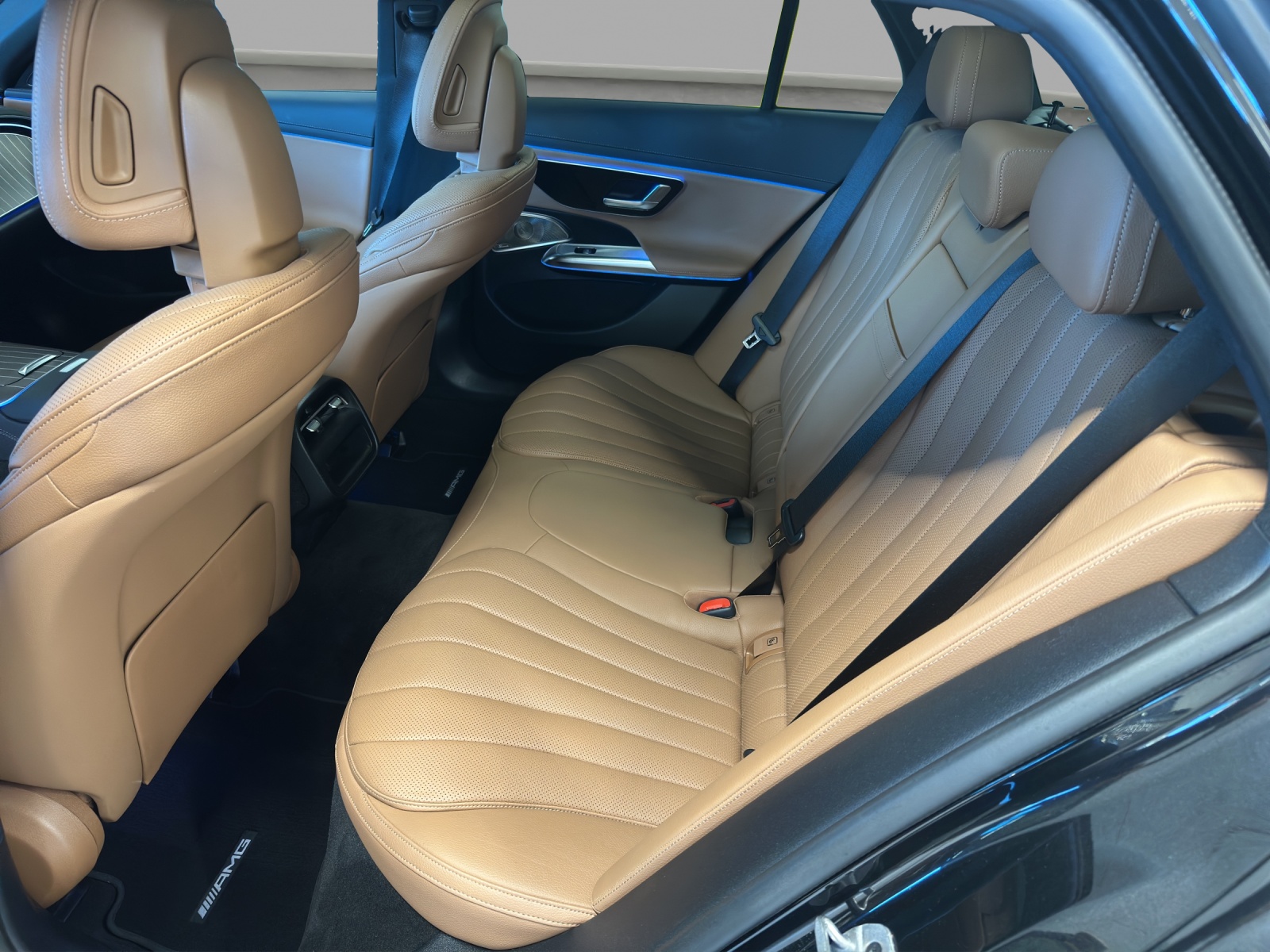 MERCEDES-BENZ E 300 de T 4Matic EQ Hybrid 9G-Tronic - 14