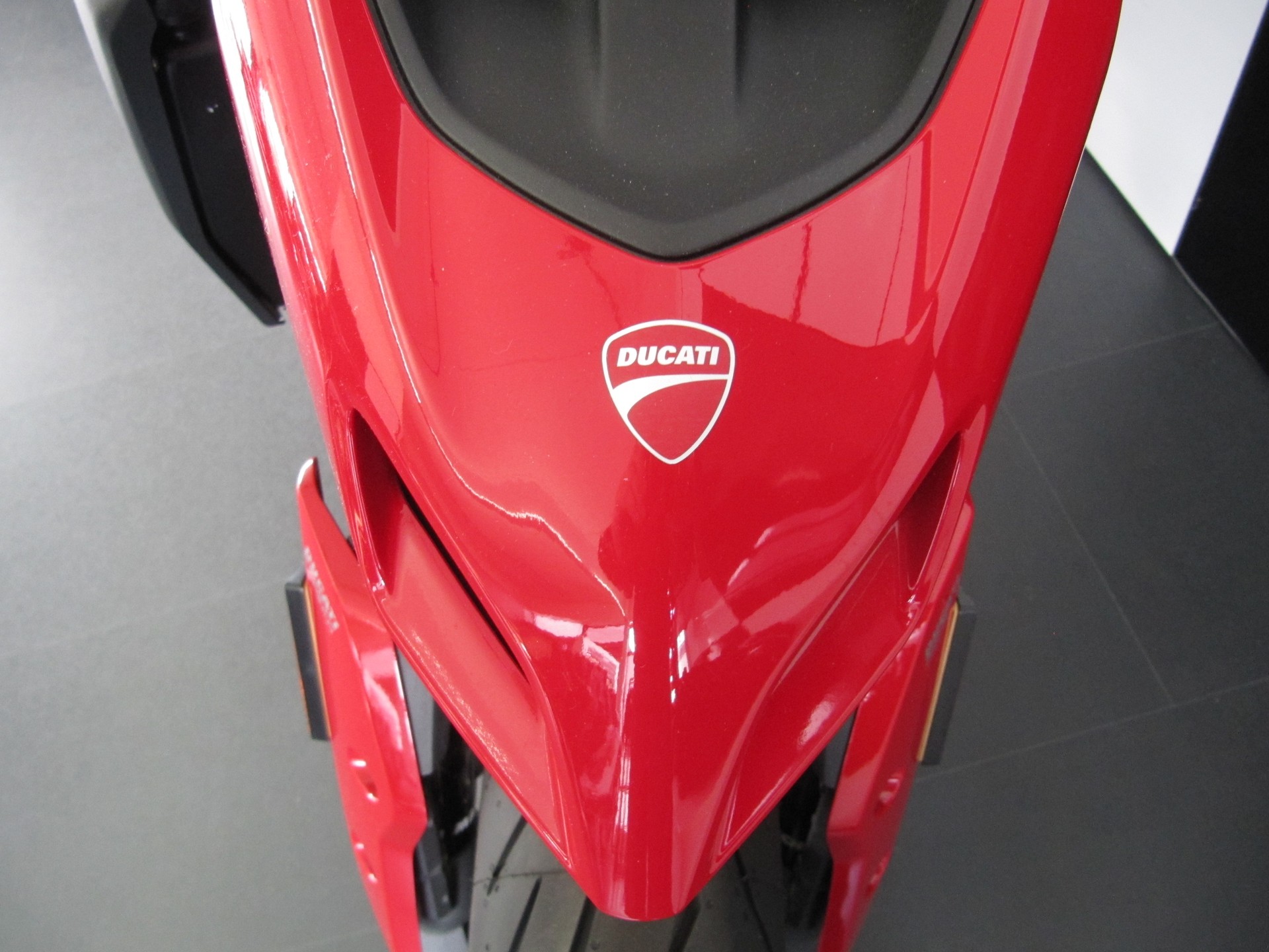 DUCATI Hypermotard 950 - 9