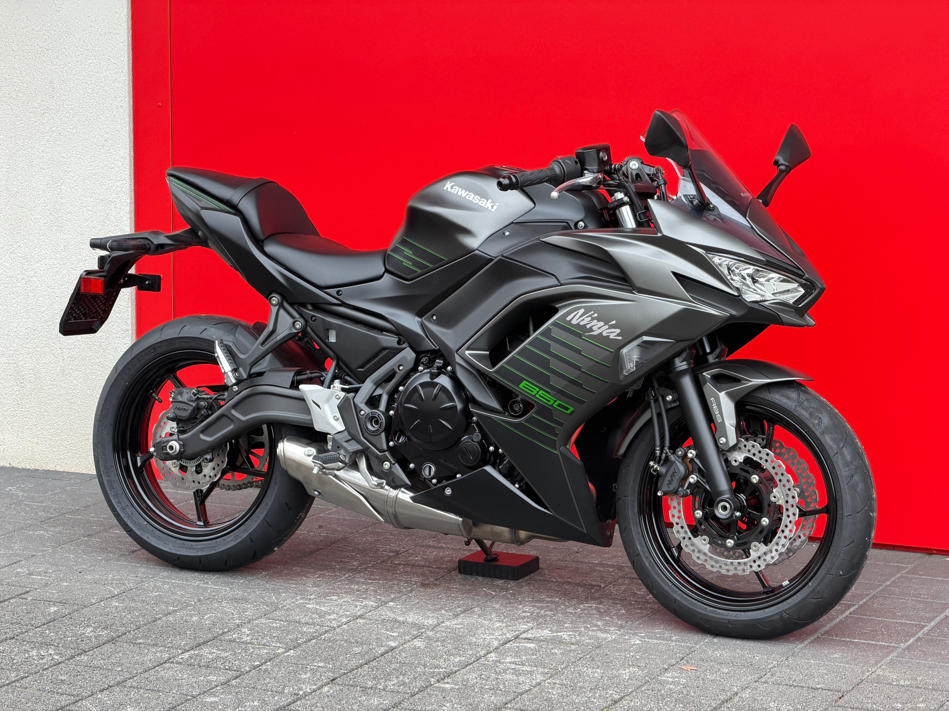 KAWASAKI Ninja 650 - 4