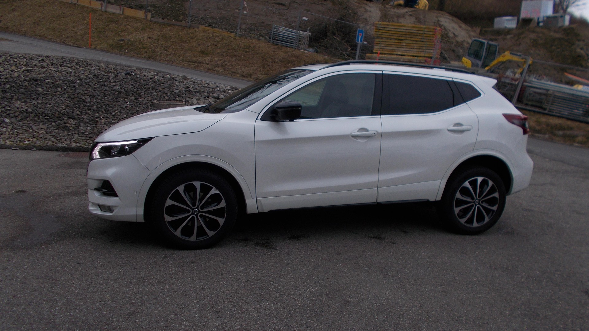 NISSAN Qashqai 1.7 dCi N-Tec 4x4 Xtronic ALL-MODE 4x4 - 3