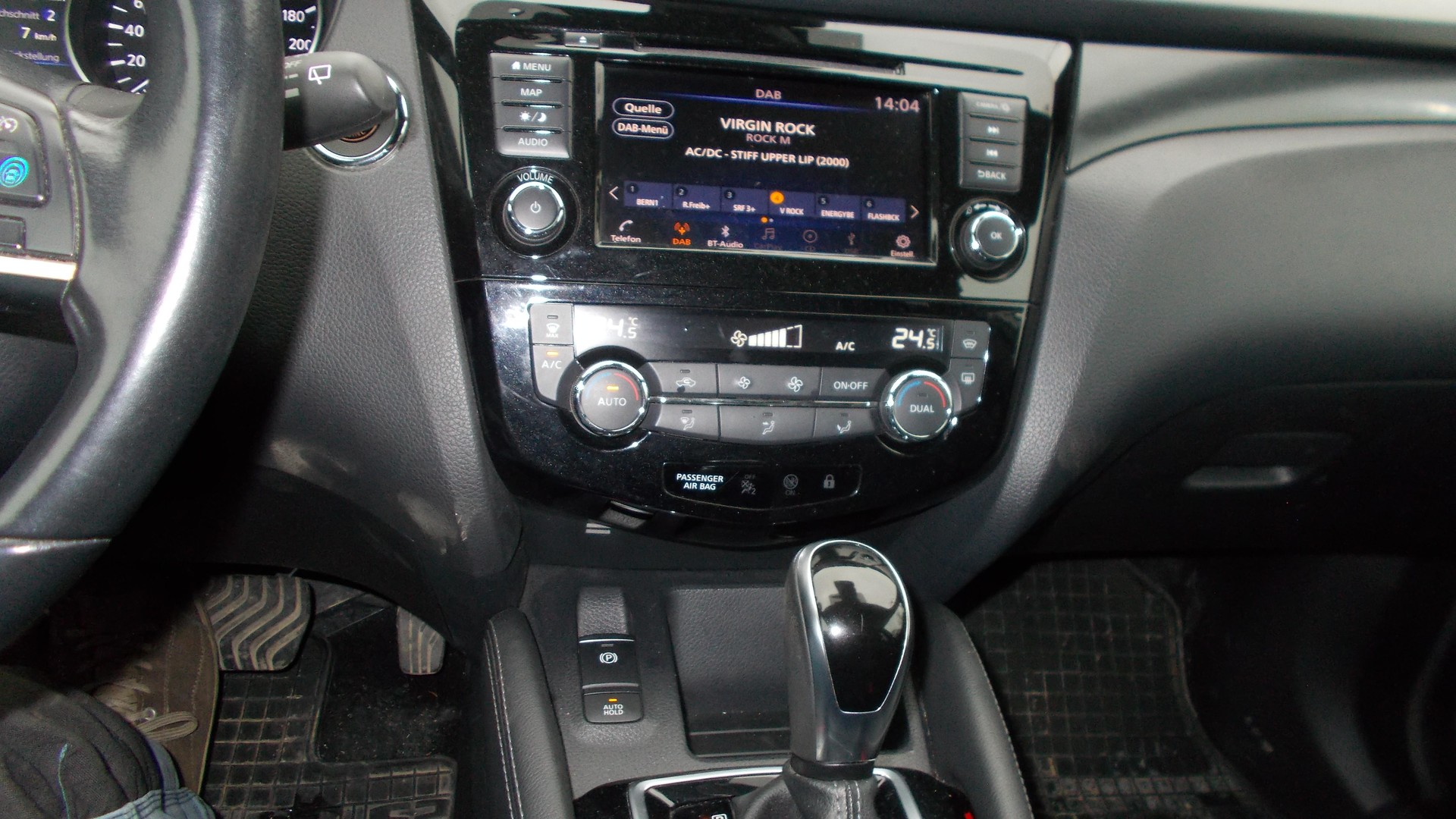 NISSAN Qashqai 1.7 dCi N-Tec 4x4 Xtronic ALL-MODE 4x4 - 9