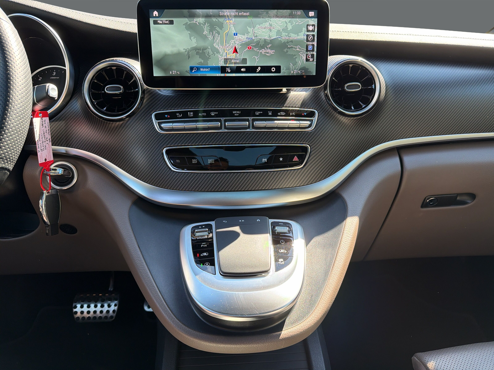 MERCEDES-BENZ V 300 d Swiss Edition AMG-Line L 4M - 15