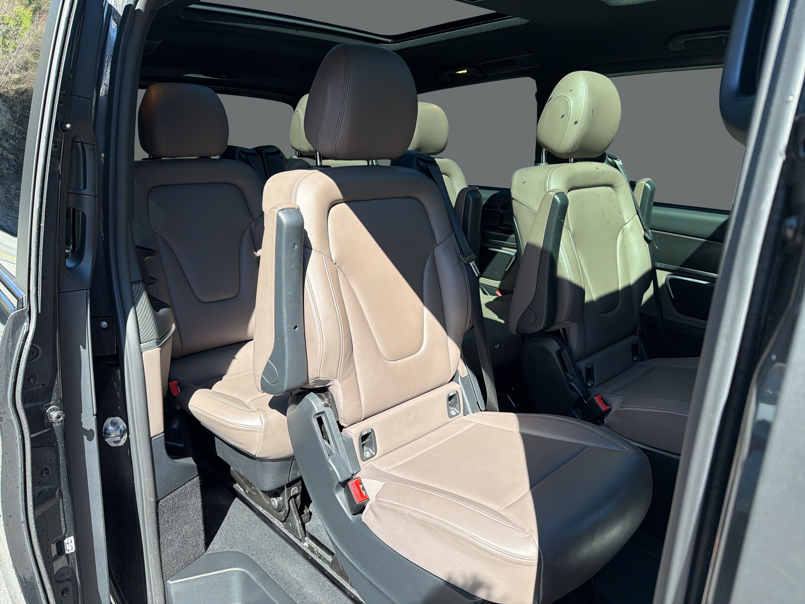 MERCEDES-BENZ V 300 d Swiss Edition AMG-Line L 4M - 19