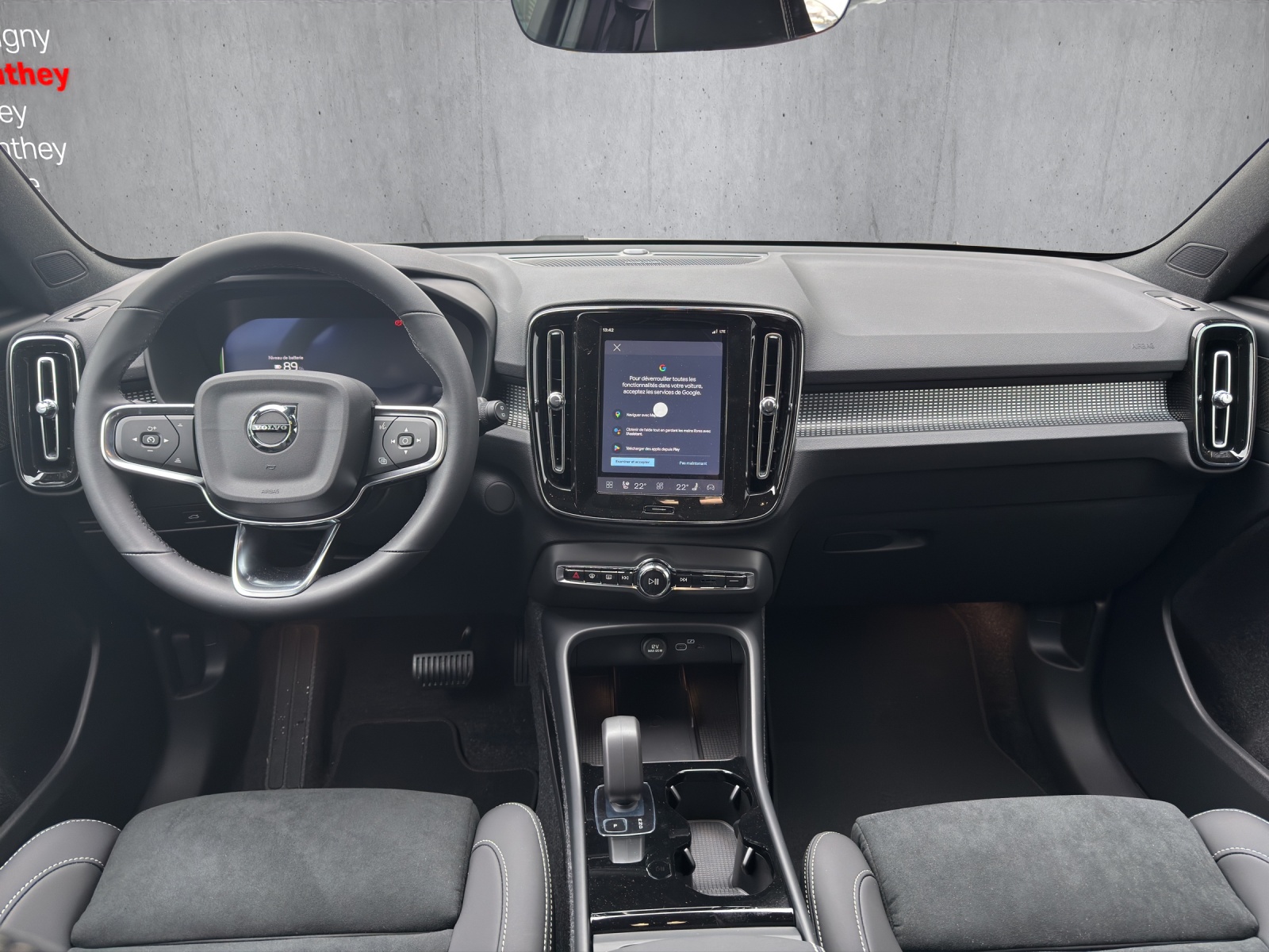 VOLVO EX40 82kWh Twin Motor AWD Ultra - 11