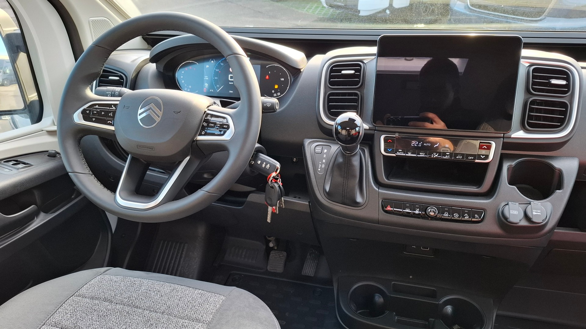 PÖSSL Summit 600 Plus Automatique 4 places (Chauffage diesel, Régulateur de vitesse adaptatif) - 4