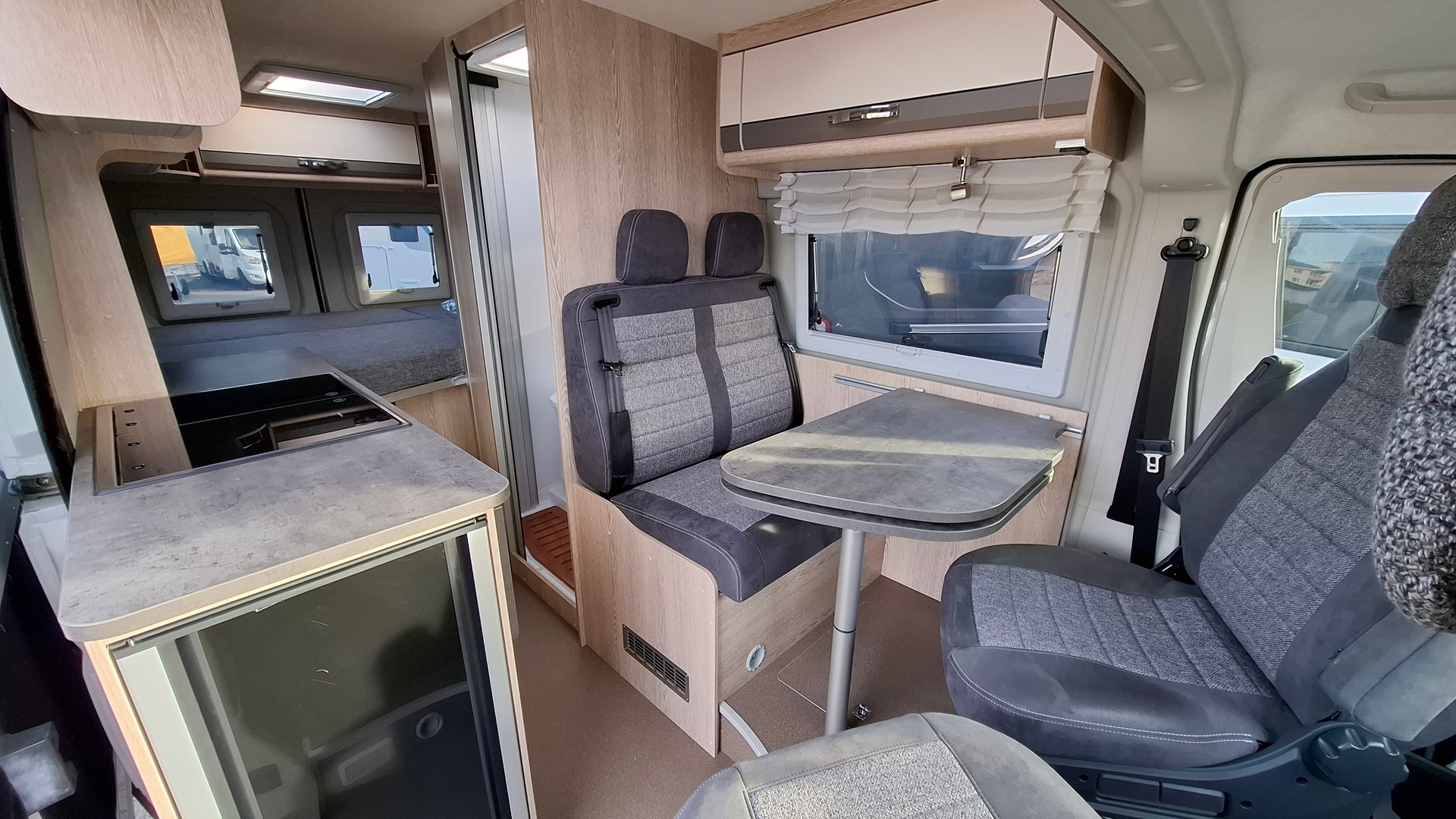 PÖSSL Summit 600 Plus Automatique 4 places (Chauffage diesel, Régulateur de vitesse adaptatif) - 5