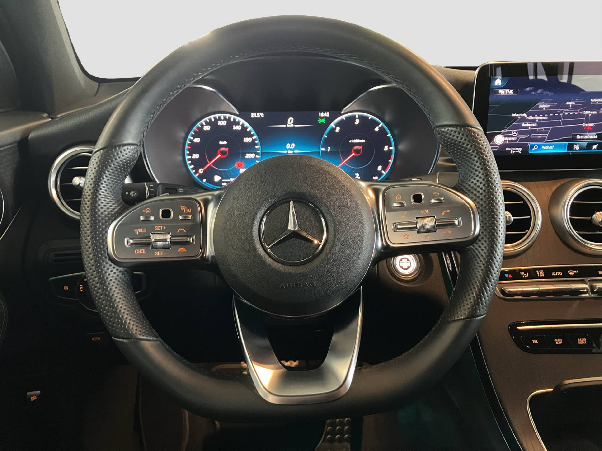 MERCEDES-BENZ GLC 220 d AMG Line 4MATIC - 9