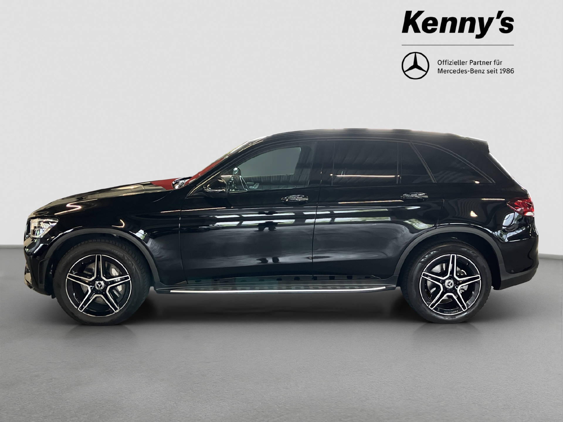 MERCEDES-BENZ GLC 220 d AMG Line 4MATIC - 3