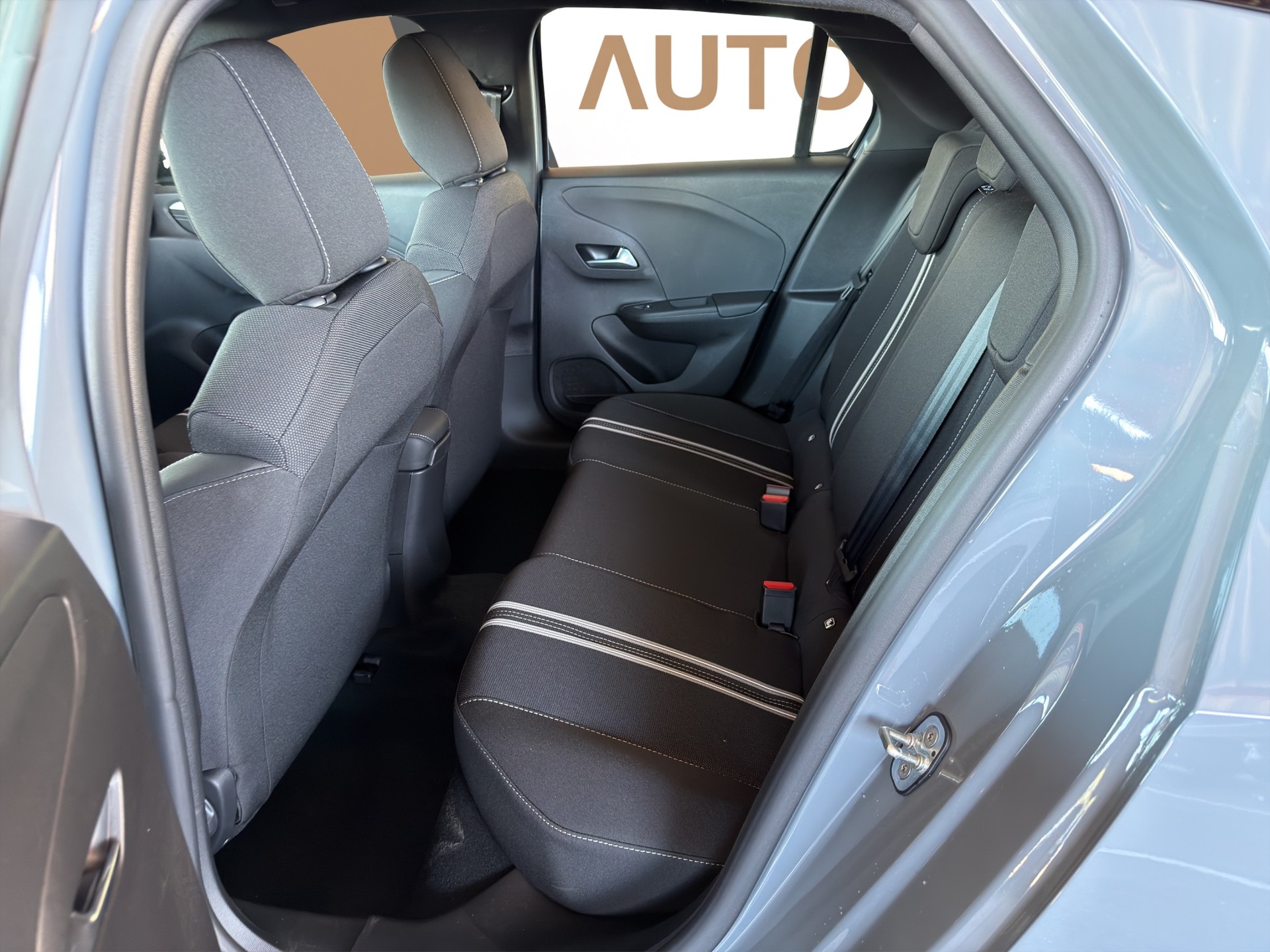 OPEL Corsa-e 156 GS Pack Komfort 3 Phaser - 17