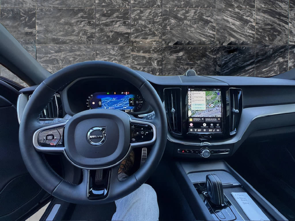 VOLVO XC60 2.0 T8 TE R-Design eAWD - 4
