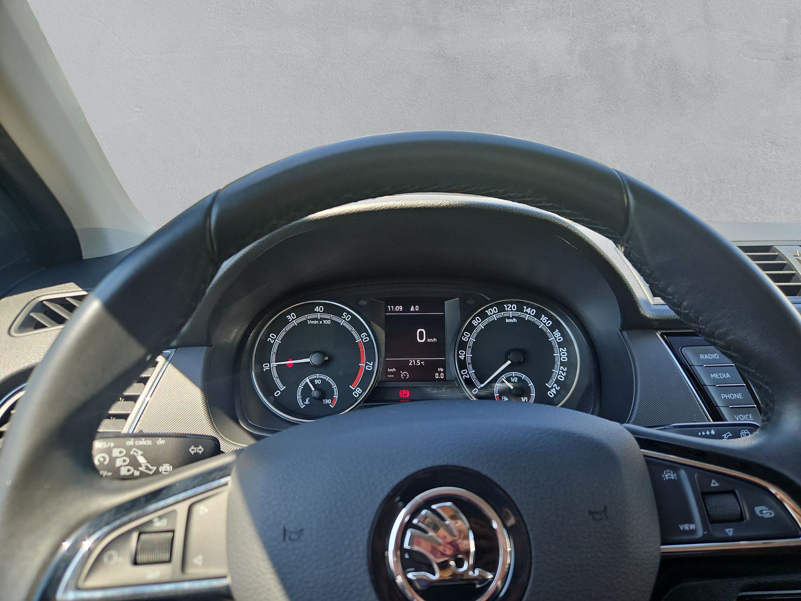 SKODA Fabia 1.0 TSI Ambition (CH) - 23