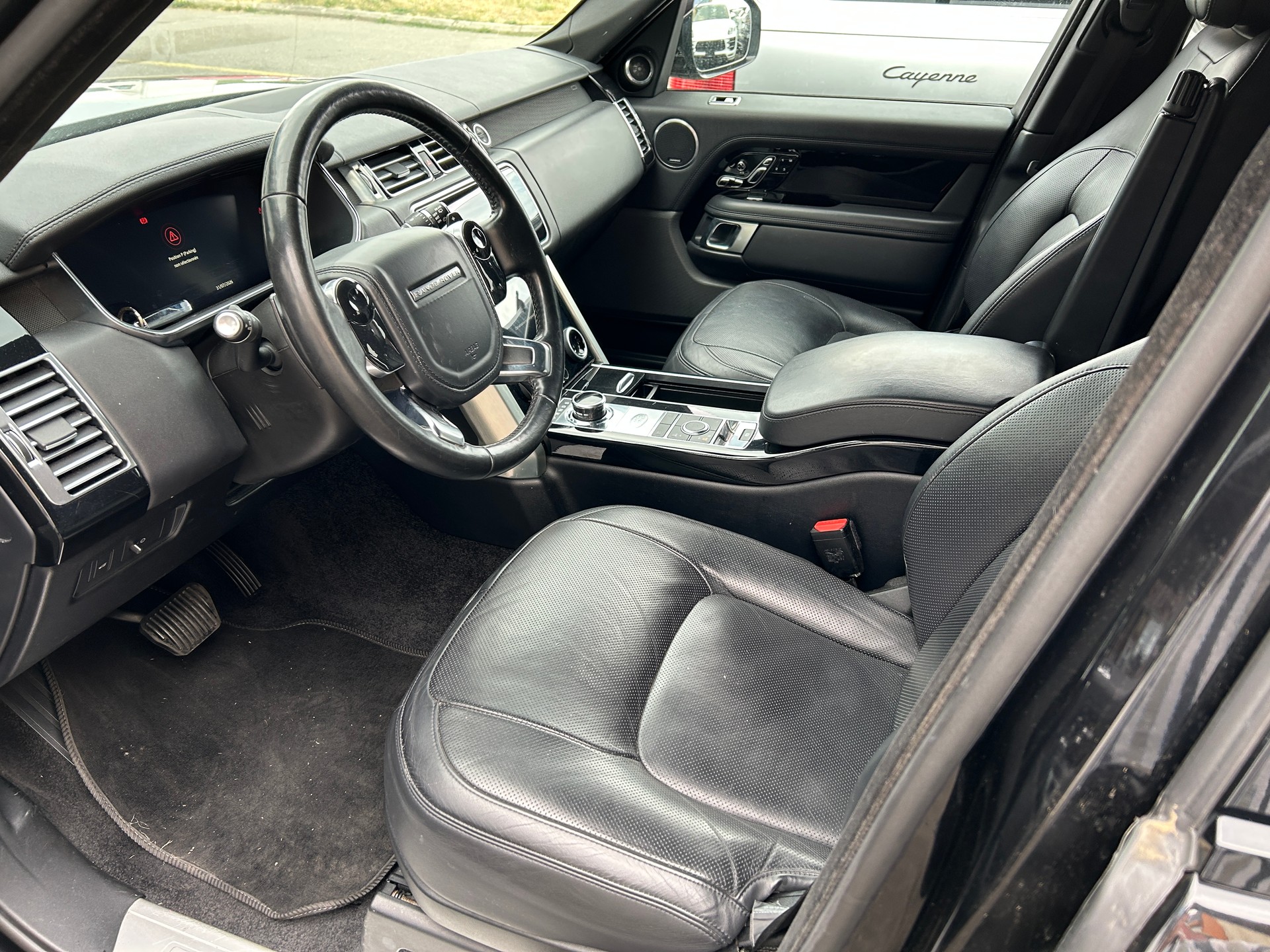 LAND ROVER Range Rover 3.0 SDV6 Vogue Automatic " MOTEUR BLOQUER " VENDU DANS L'ETAT Tél : 079 611 65 33 - 7