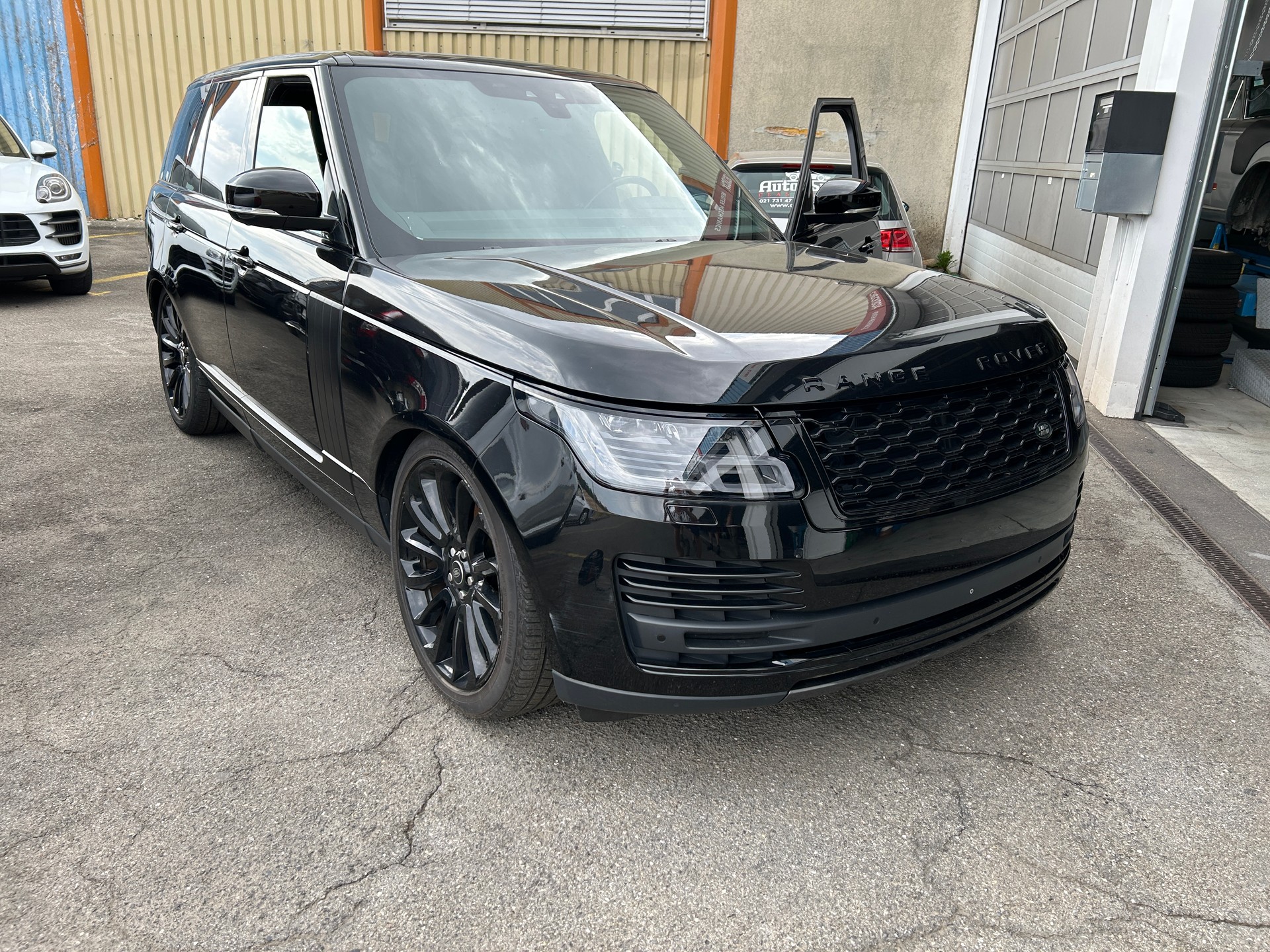 LAND ROVER Range Rover 3.0 SDV6 Vogue Automatic " MOTEUR BLOQUER " VENDU DANS L'ETAT Tél : 079 611 65 33 - 2