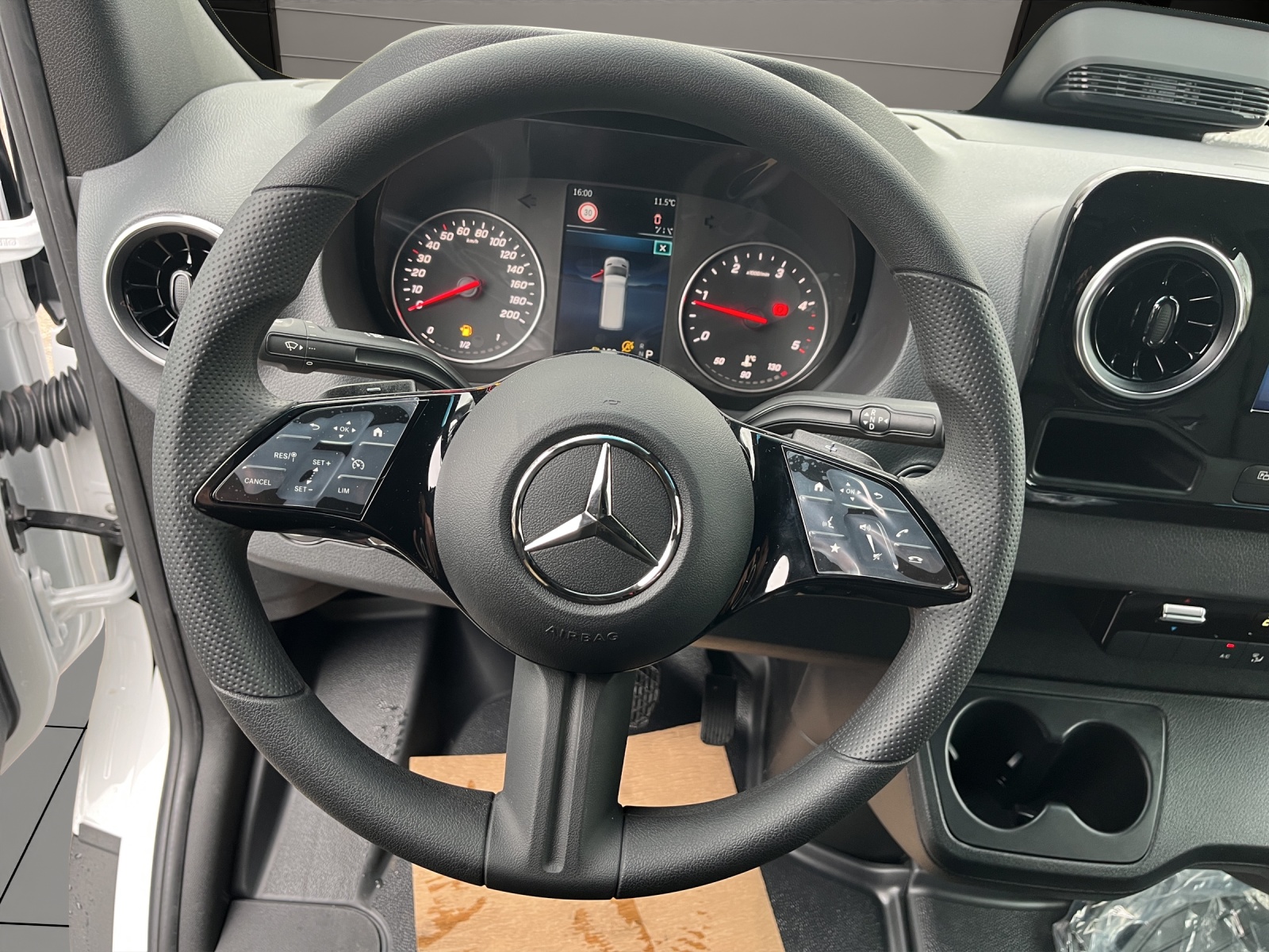 MERCEDES-BENZ Sprinter 315 CDI Kompakt 9G-TRONIC - 13