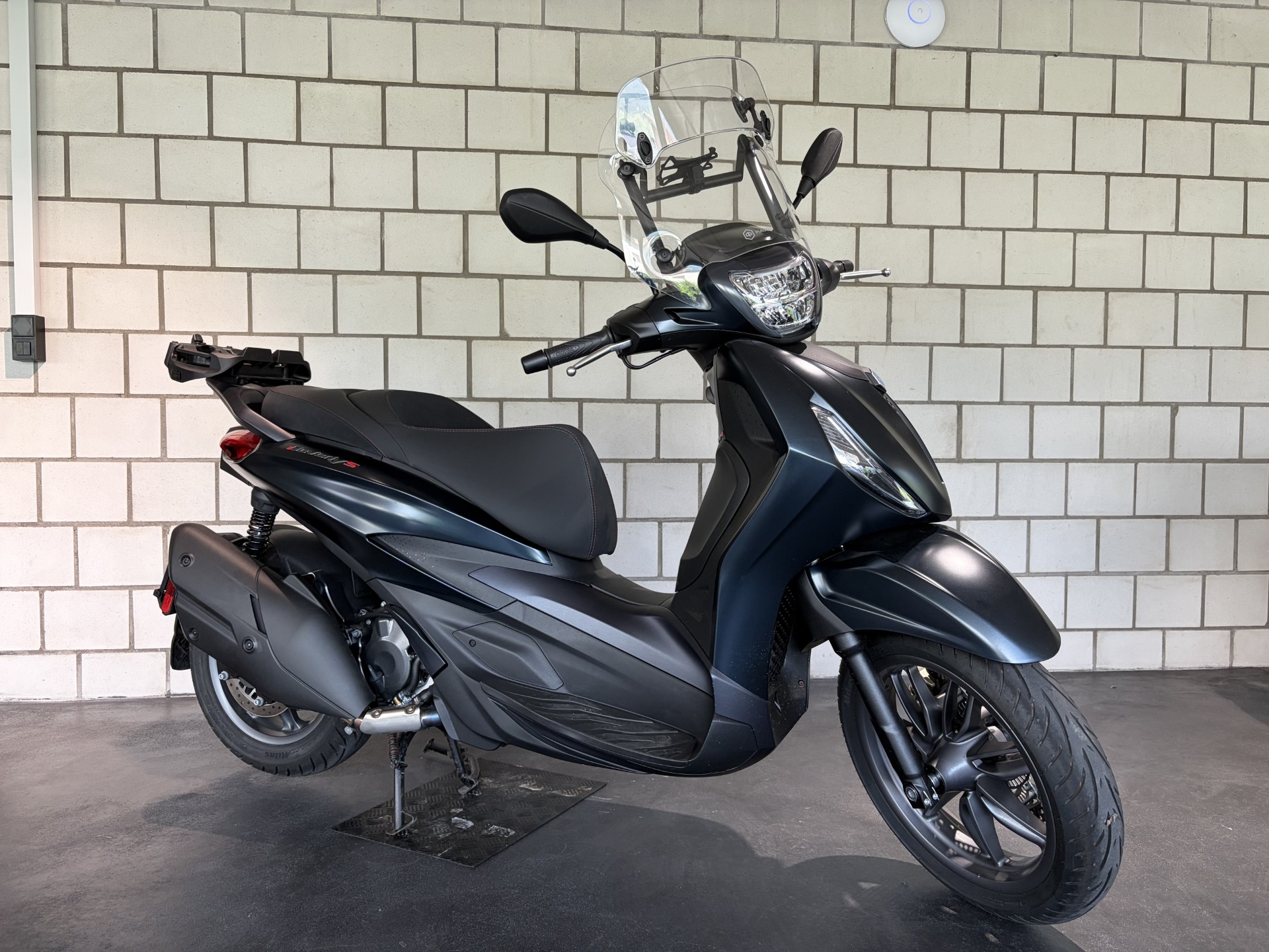 PIAGGIO Beverly 400 Sport - 4
