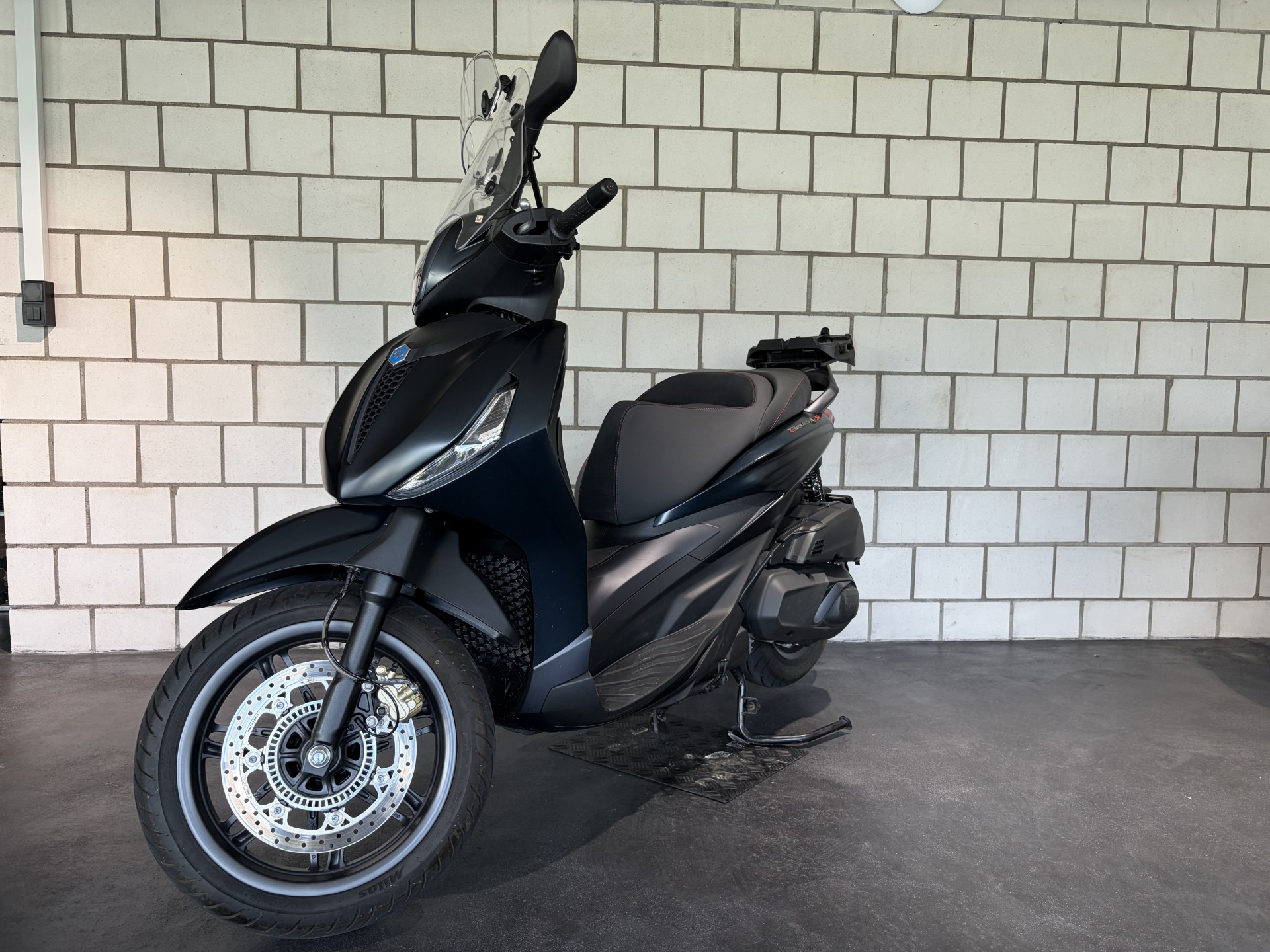 PIAGGIO Beverly 400 Sport - 2
