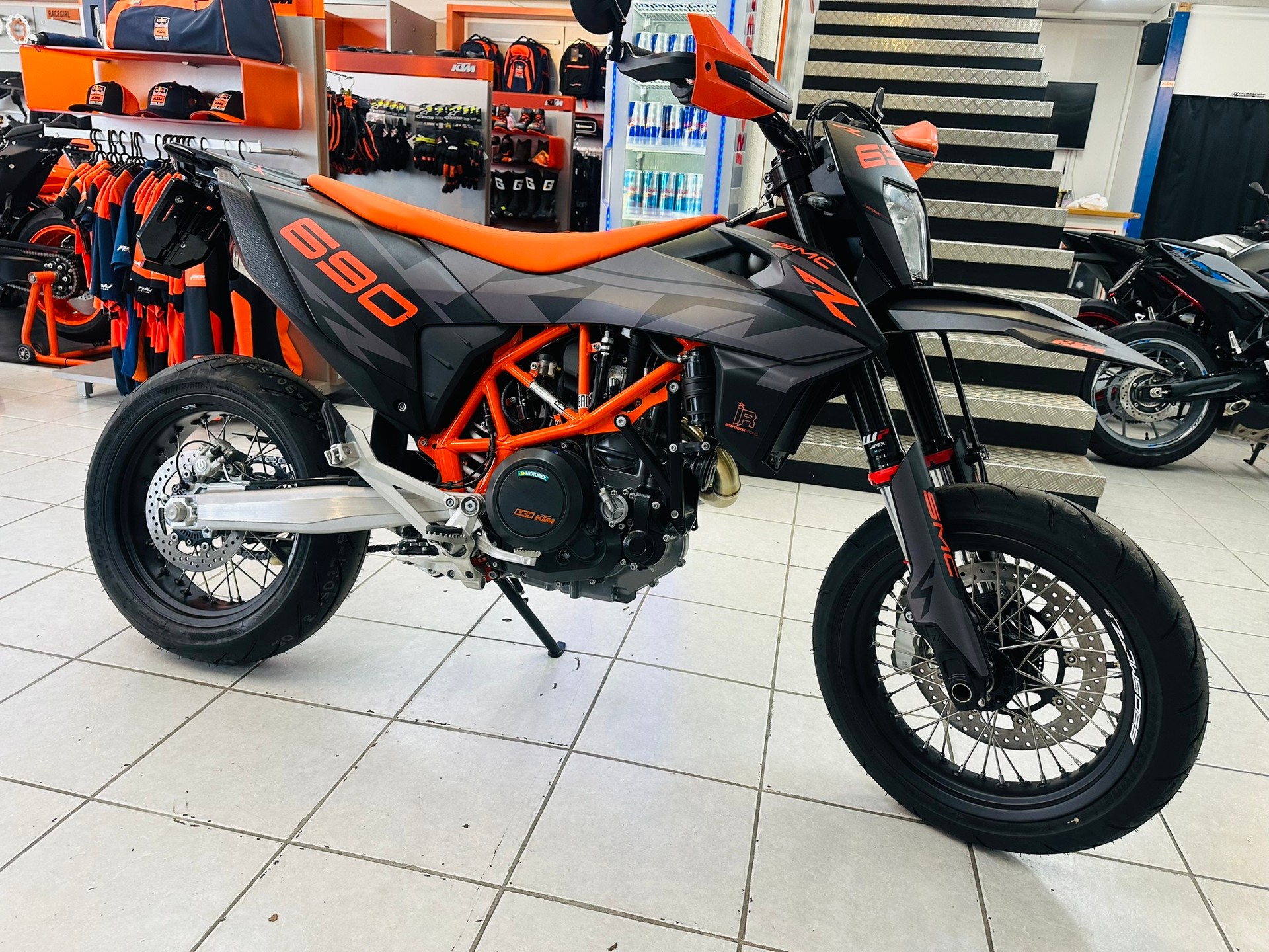 KTM 690 SMC R ABS (35 kW) - 4