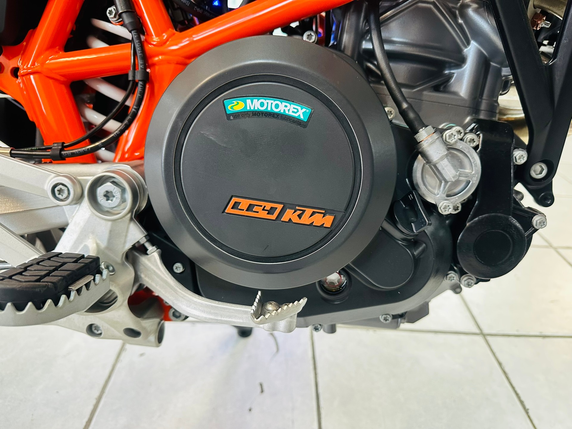 KTM 690 SMC R ABS (35 kW) - 10
