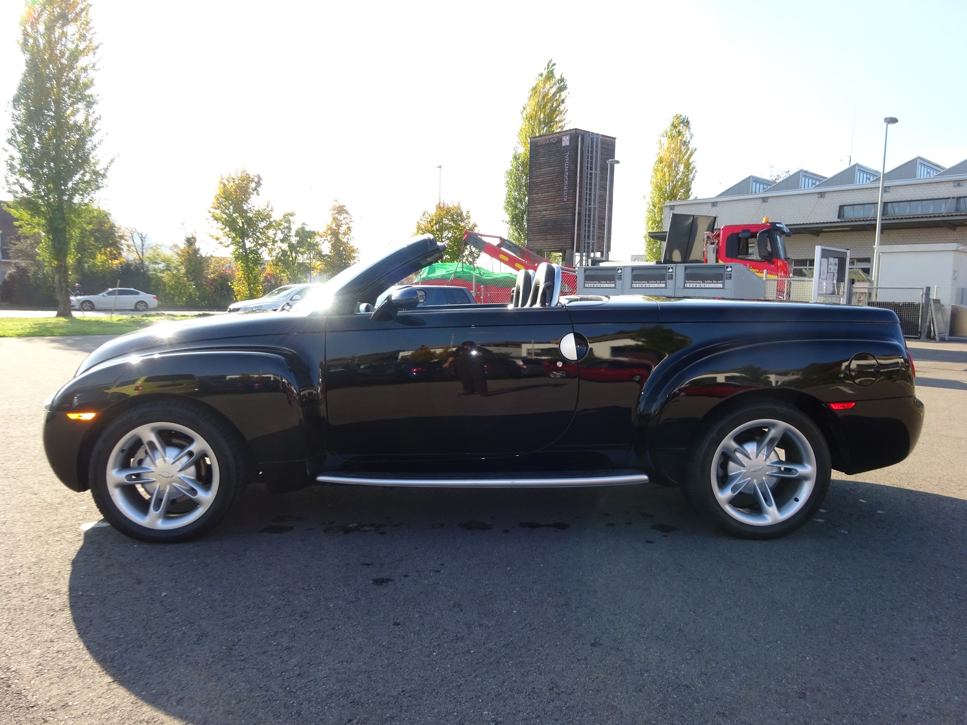 CHEVROLET SSR - 12