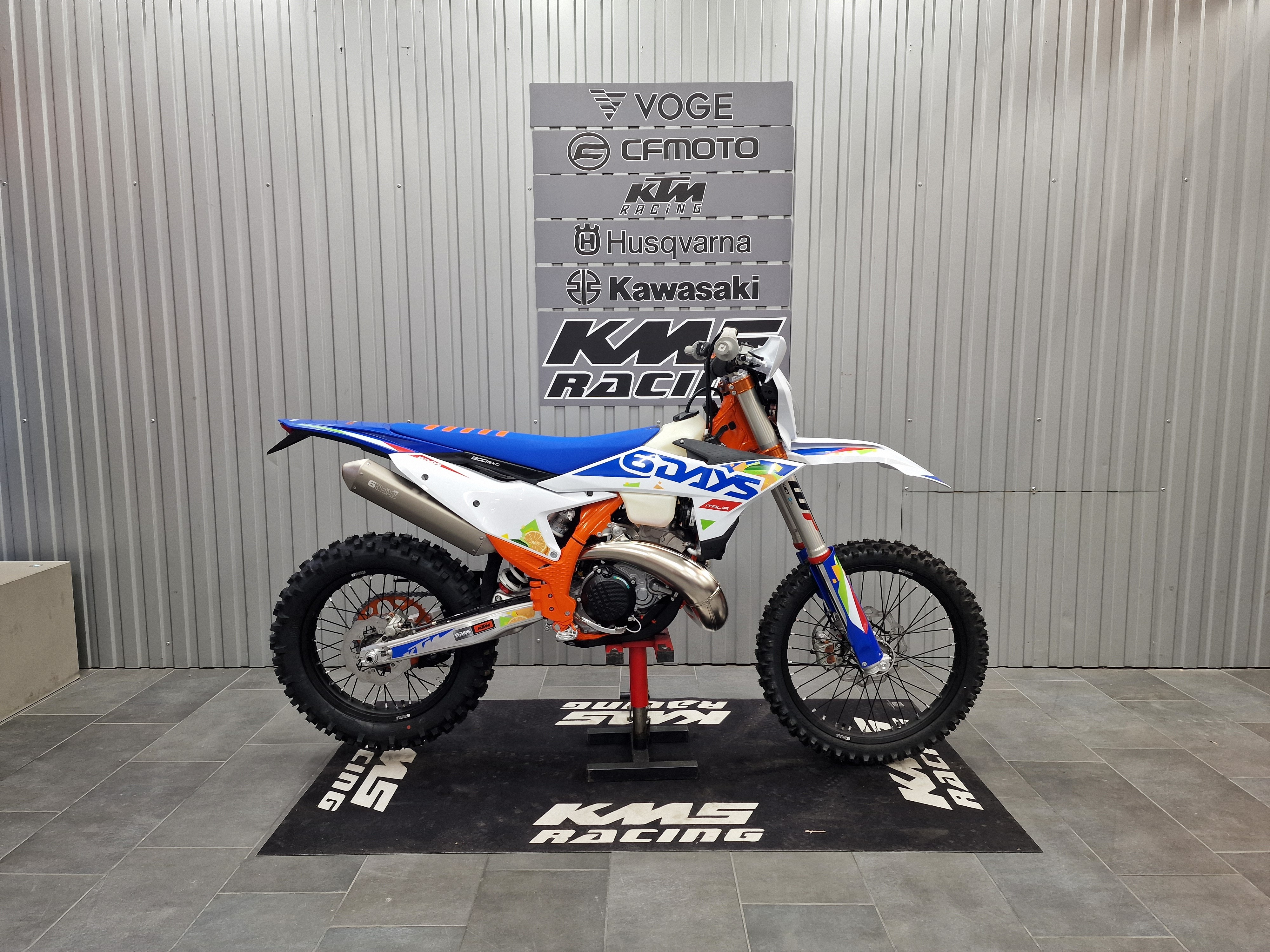 KTM 300