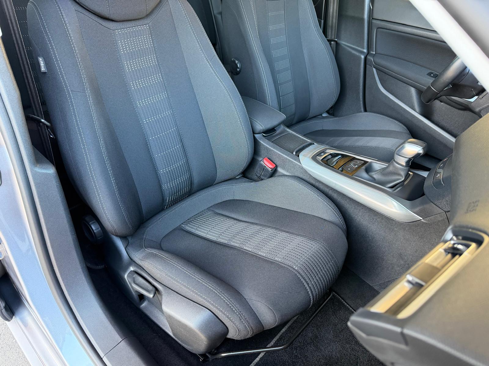 PEUGEOT 308 SW 1.2 THP Style Automatic - 10