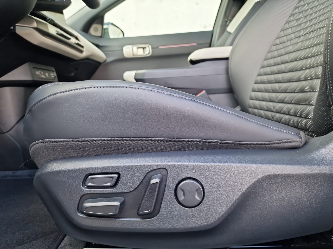 kia Gallery 12