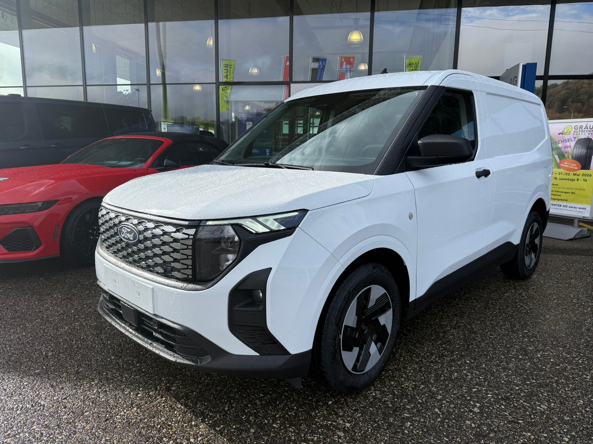 FORD E-Transit Courier Van Trend 43,5kWh