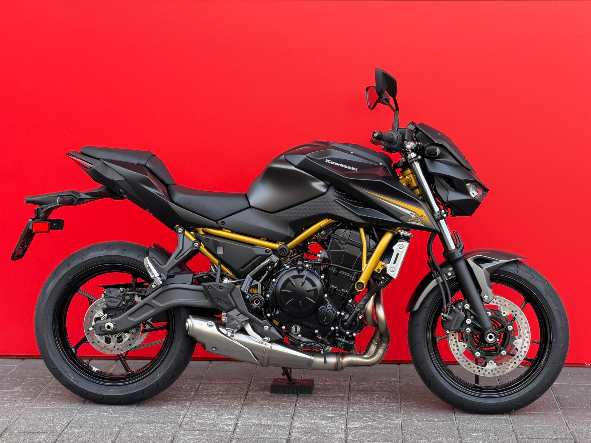 KAWASAKI Z 650 S - 1