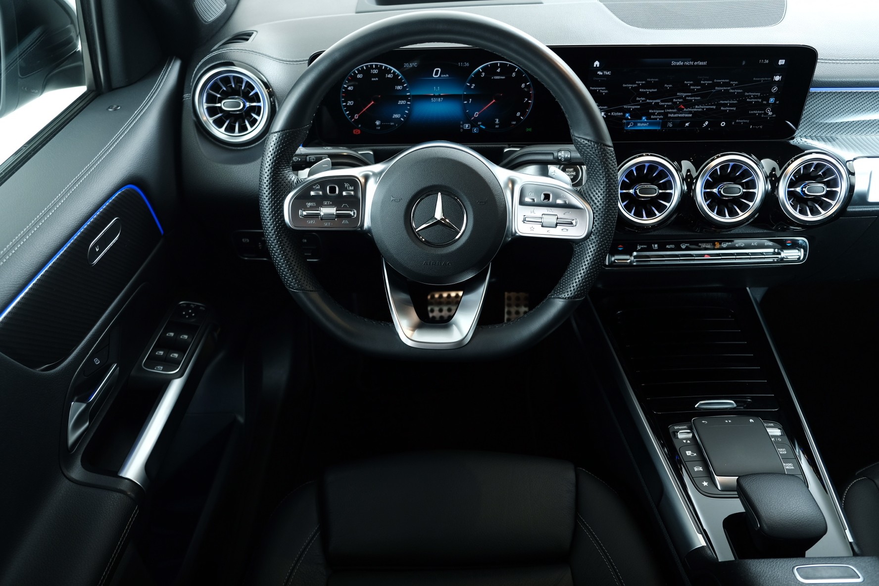 MERCEDES-BENZ GLB 250 4Matic AMG Line 8G-Tronic - 7