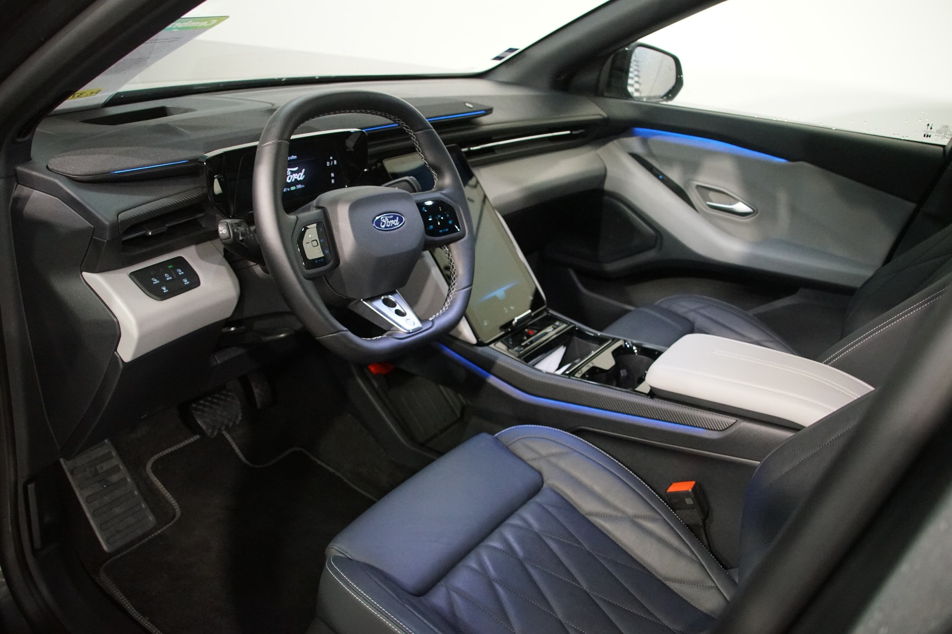 FORD Capri Elektro 79kWh Dual Extended Range AWD - 18
