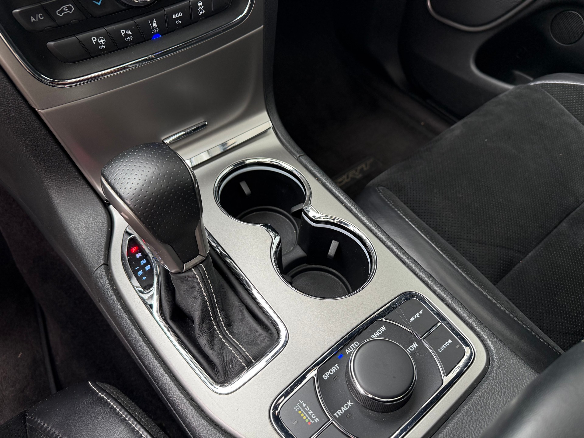 JEEP Grand Cherokee 6.4 V8 HEMI SRT8 Automatic - 15