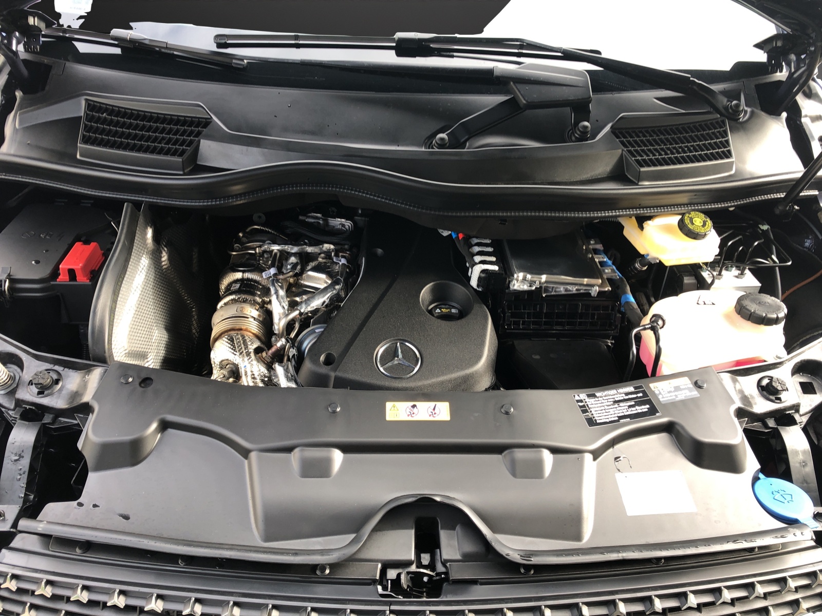 MERCEDES-BENZ V 300 d lang Avantgarde 4Matic 9G-Tronic - 13