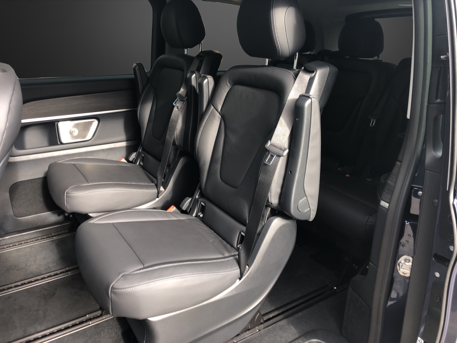 MERCEDES-BENZ V 300 d lang Avantgarde 4Matic 9G-Tronic - 11