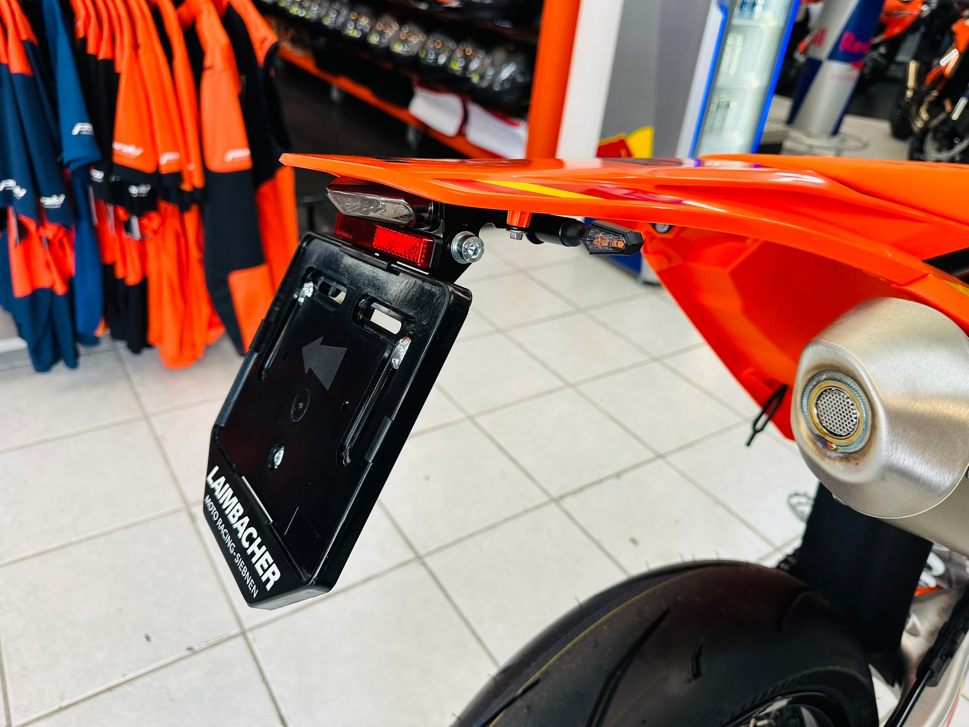 KTM EXC-F 450 Six Day Supermoto - 11