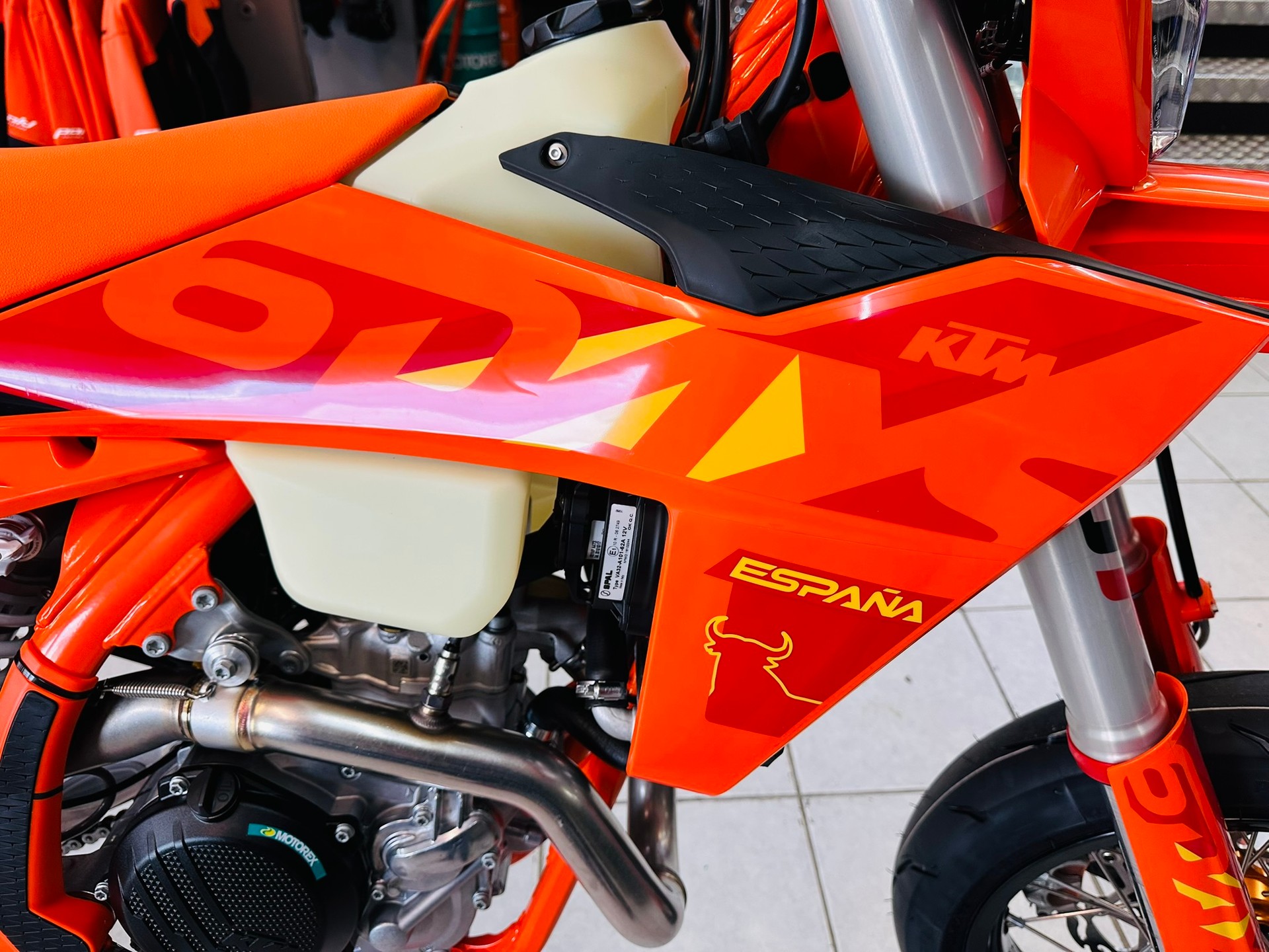 KTM EXC-F 450 Six Day Supermoto - 2