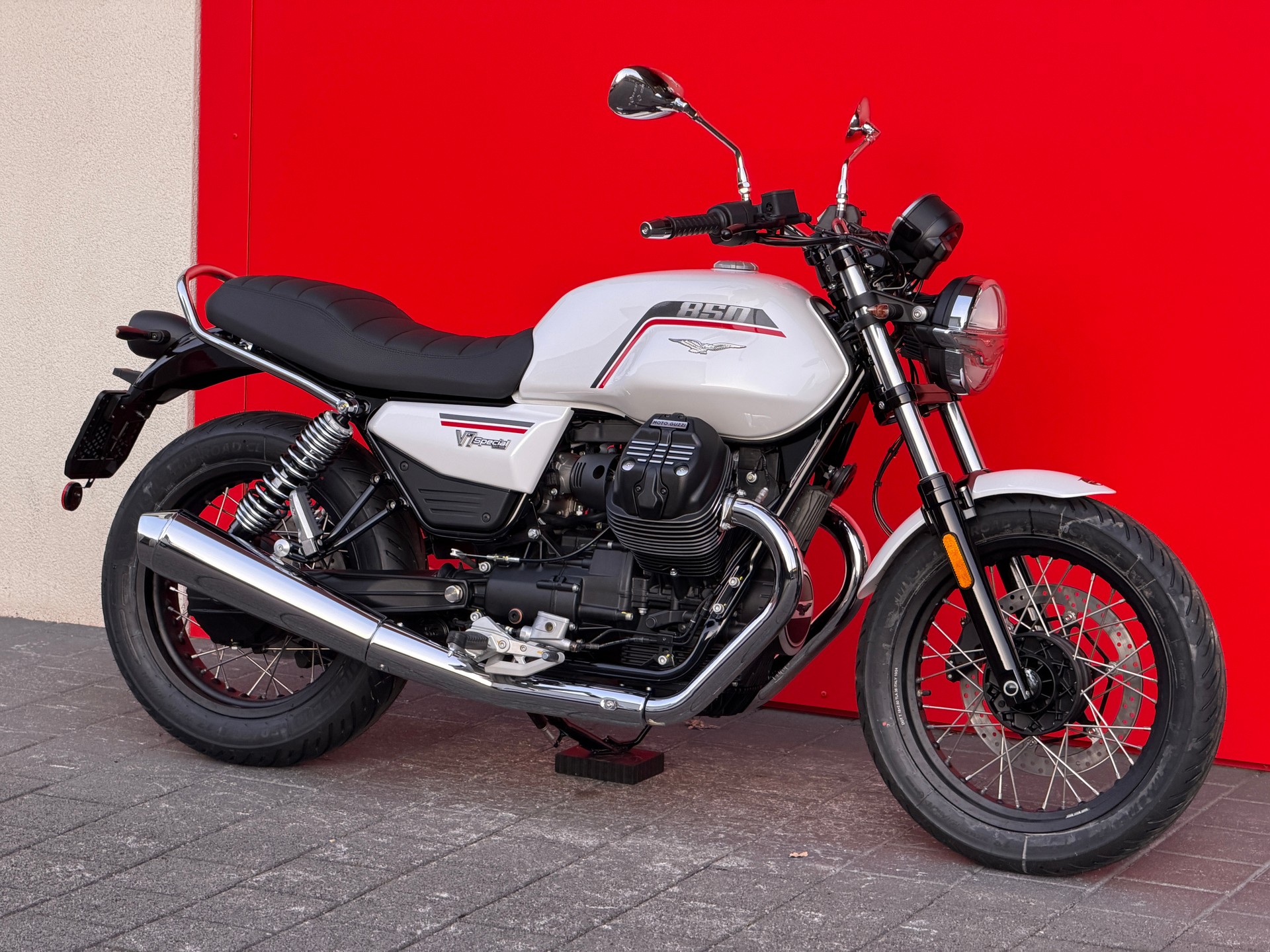 MOTO GUZZI V7 IV 850 Special E5+ - 3
