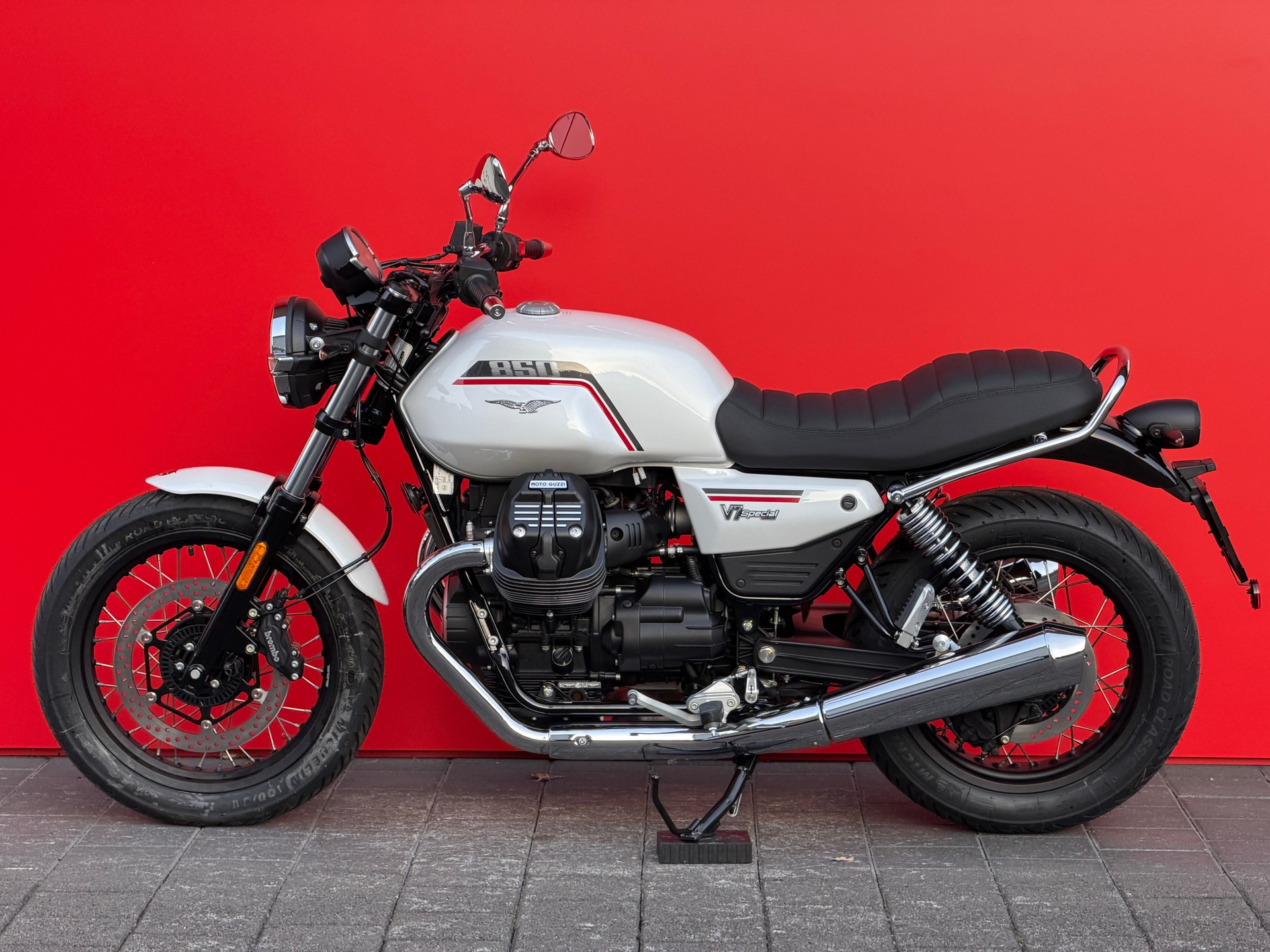 MOTO GUZZI V7 IV 850 Special E5+ - 4