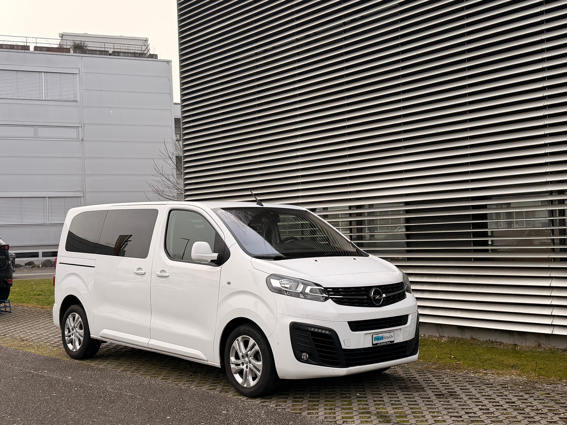 OPEL Zafira Life Erhöhte Nutzlast 2.0 CDTI Enjoy M Automatik - 6