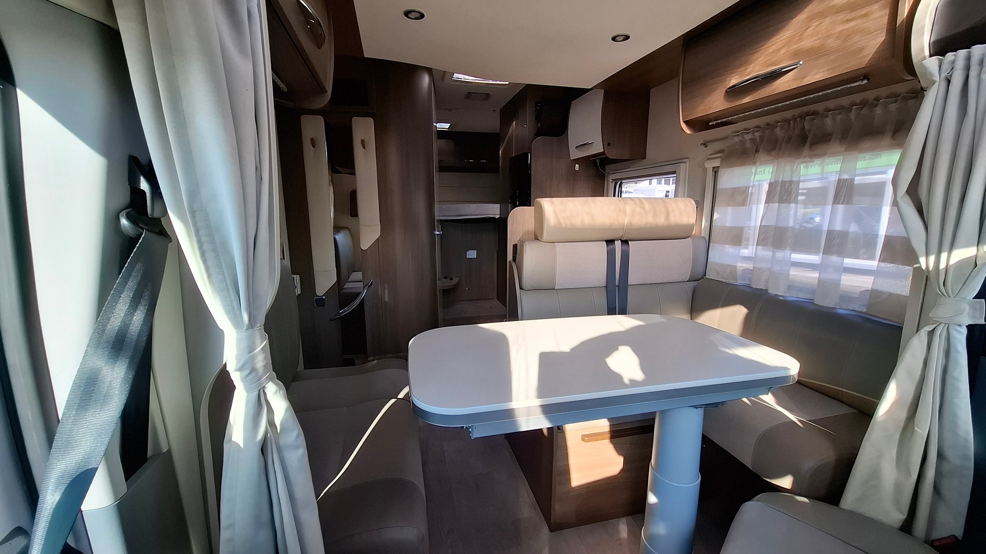 CHALLENGER Genesis 294 5 places (Marquise, Porte-vélos 4 vélos, Caméra de recul) - 7